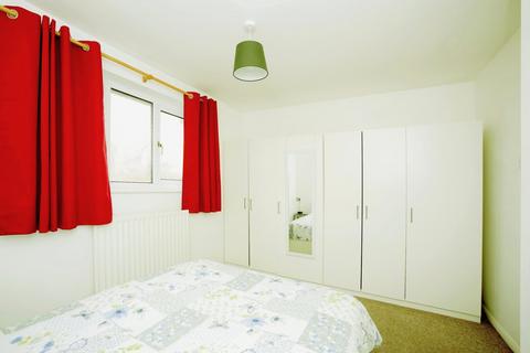 25 Althorp Close, Leicester, LE2 8PZ
