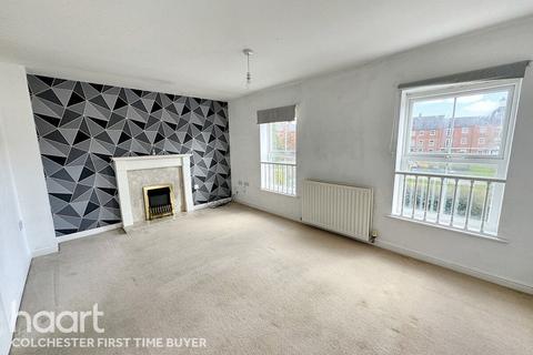 3 bedroom townhouse for sale, Mario Way, Colchester