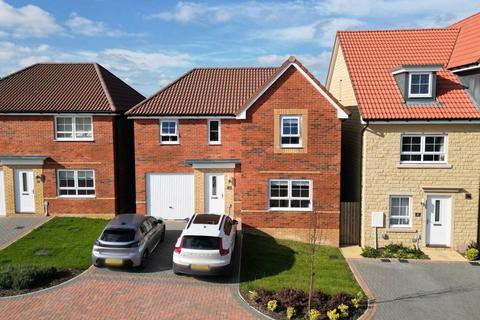 4 bedroom detached house for sale, 6 Corncrake Drive, Whitby