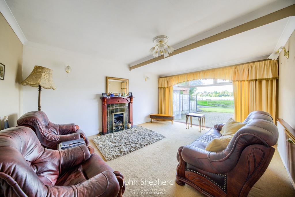 Valley Road, Earlswood, Solihull... 3 bed bungalow for sale £650,000