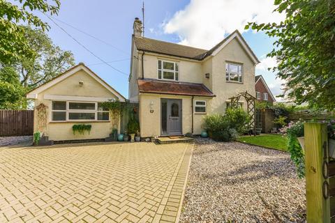 4 bedroom detached house for sale, Chalkshire Road, Butlers Cross, Buckinghamshire, HP17