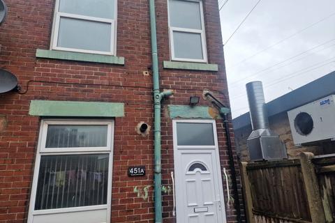 2 bedroom terraced house to rent, Huddersfield Road, Dewsbury, West Yorkshire, WF13