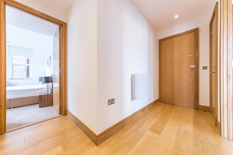 1 bedroom apartment to rent, Ludgate Broadway, London EC4V