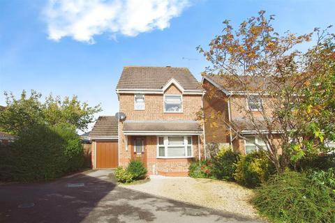 3 bedroom detached house for sale, Hatherall Close, Swindon SN3