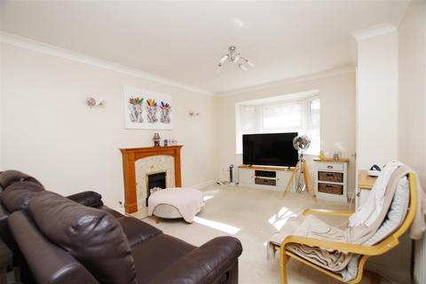 3 bedroom detached house for sale, Hatherall Close, Swindon SN3