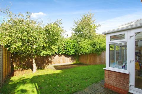 17 Hatherall Close, Stratton St Margaret, Swindon, SN3 4LQ