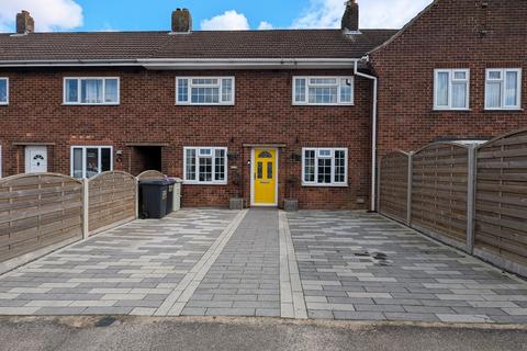 3 bedroom terraced house for sale, St Bernards Avenue, Louth LN11