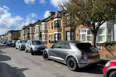 5 bedroom house to rent, Albert Road, Walthamstow, London E17