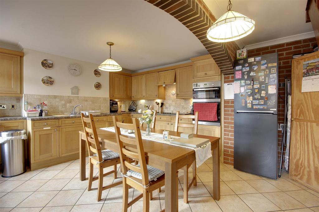 Canal Side West, Newport 2 bed end of terrace house for sale £220,000