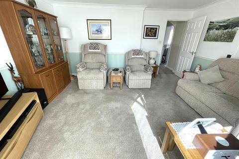 4 Dol Helyg, Pembrey, Burry Port, SA16 0EH