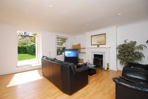 4 bedroom flat to rent, Buckland Crescent, Hampstead, London, NW3