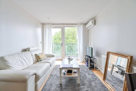 1 bedroom flat for sale, Battersea Park Road, Nine Elms, London, SW8