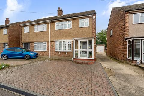 45 Weardale Avenue, Dartford, DA2 6LF