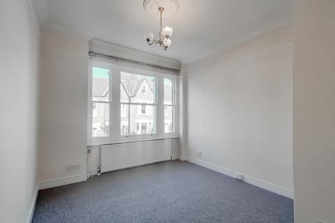 2 bedroom flat to rent, 2, Gladsmuir Road, Whitehall Park, N19