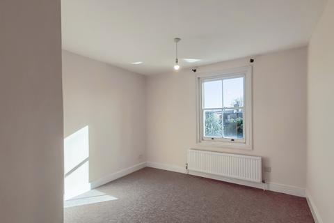 2 bedroom flat to rent, 2, Gladsmuir Road, Whitehall Park, N19