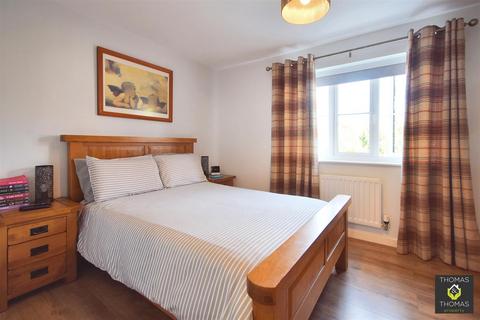 15 Acorn Way, Hardwicke, Gloucester, GL2 4AY