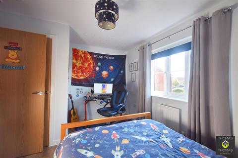 15 Acorn Way, Hardwicke, Gloucester, GL2 4AY