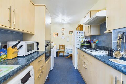 2 bedroom terraced house for sale, Redland Close, Malvern