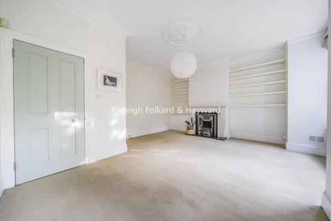 3 bedroom flat to rent, Mount View Road London N4