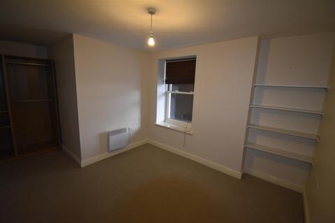 2 bedroom apartment to rent, Northwick Avenue, Worcester WR3