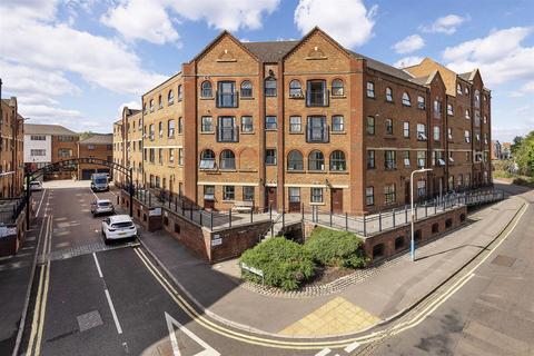 2 bedroom apartment to rent, Whitefriars Wharf, Tonbridge