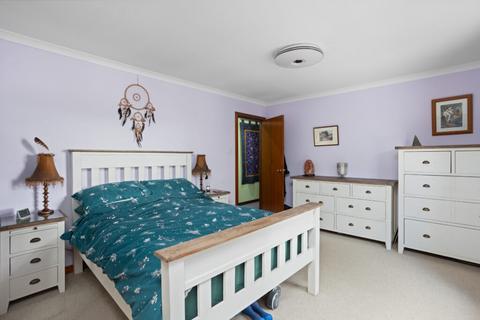 3 Ruthven Water, Aberuthven, Auchterarder, PH3 1JD