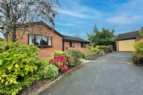 3 bedroom bungalow for sale, Gleneagles Drive, Preston PR2