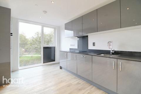 1 bedroom apartment for sale, Track Street, Walthamstow