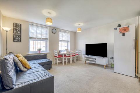 2 bedroom flat for sale, Sissinghurst Court, Main Street, B90 1GE