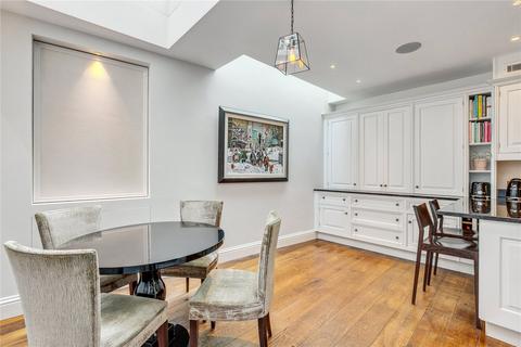 4 bedroom terraced house for sale, Shepherd Street, London, W1J