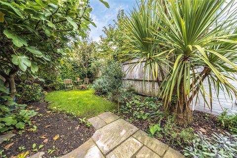 2 bedroom terraced house for sale, Lillieshall Road, London SW4