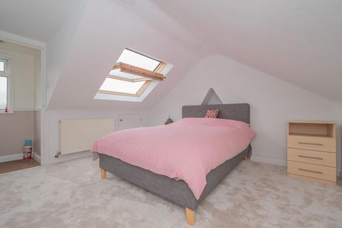 12 Crescent Road, Birchington, CT7 9DP