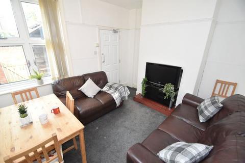 4 bedroom house to rent, Mayorswell Field, Durham, DH1