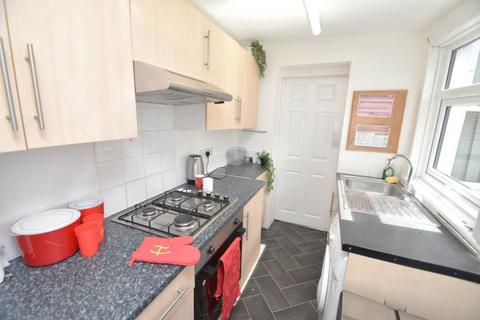 4 bedroom house to rent, Mayorswell Field, Durham, DH1