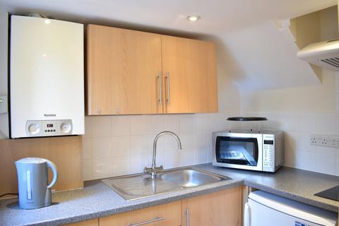 1 bedroom apartment to rent, Kingston Road, Walton Manor