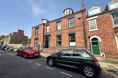 6 bedroom flat to rent, The Avenue, Durham, DH1