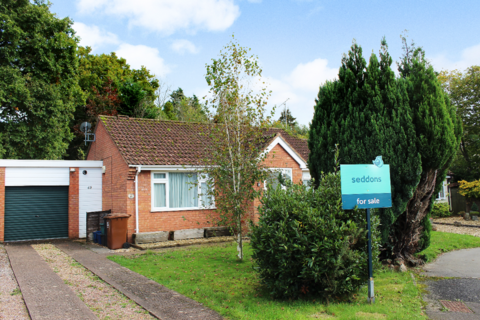 2 bedroom bungalow for sale, Culm Lea, Cullompton, Devon, EX15