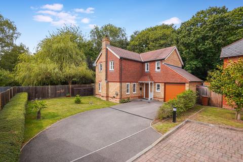 4 bedroom detached house for sale, Willow Trees, Gillingham, ME8