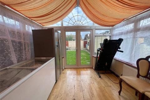 36 Leander Drive, Gravesend, DA12 4NE