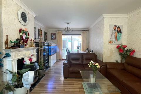 36 Leander Drive, Gravesend, DA12 4NE