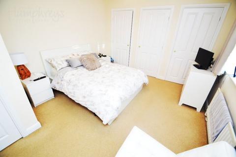 2 bedroom flat to rent, Montague House, Durham, DH1