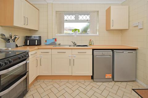 2 bedroom house for sale, Capenhurst Avenue, Crewe