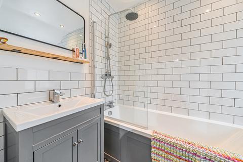 67 Wooler Street, London, SE17 2ED