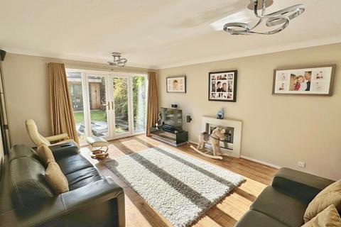 4 bedroom detached house for sale, Southdown Crescent, Cheadle Hulme