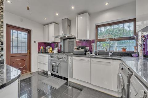 3 bedroom semi-detached house for sale, Rickmansworth Road, Watford, WD18