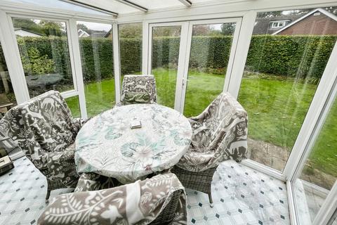 4 bedroom bungalow for sale, Windmill Rise, Upton, Chester, Cheshire, CH2