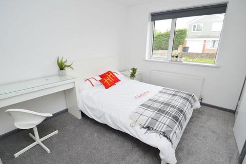 2 bedroom flat to rent, Prebends Field - DH1