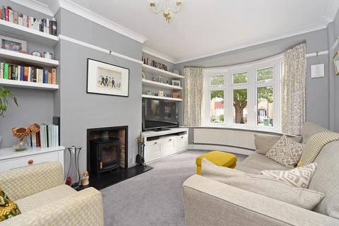 69 Sunnymede Avenue, Epsom, KT19 9TH