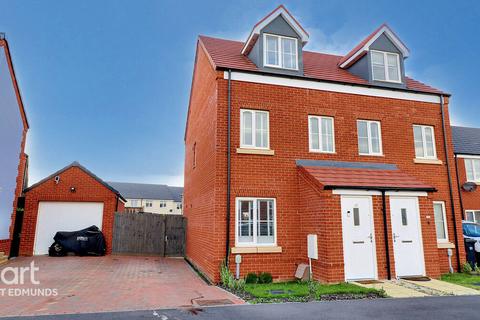 3 bedroom semi-detached house for sale, Ghent Field Circle, Thurston, Bury St Edmunds