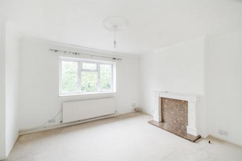 20 Valley Side Parade, London, E4 8AJ